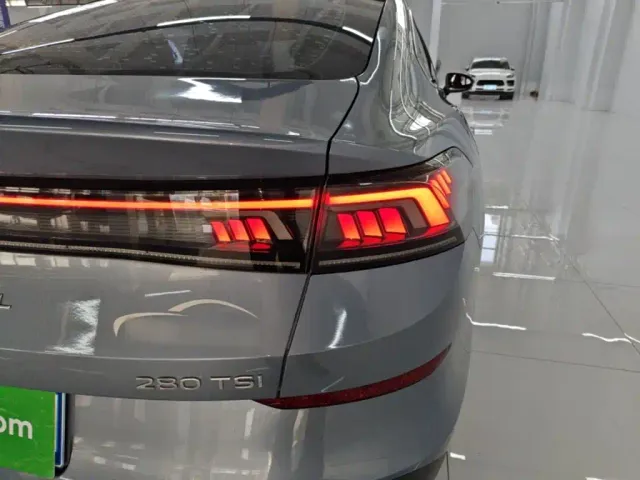 Volkswagen Lamando — Фото автомобиля 7