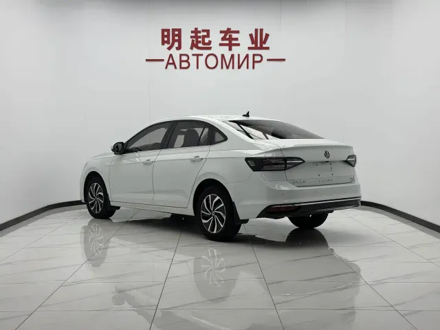 Volkswagen Lavida — Фото автомобиля 8