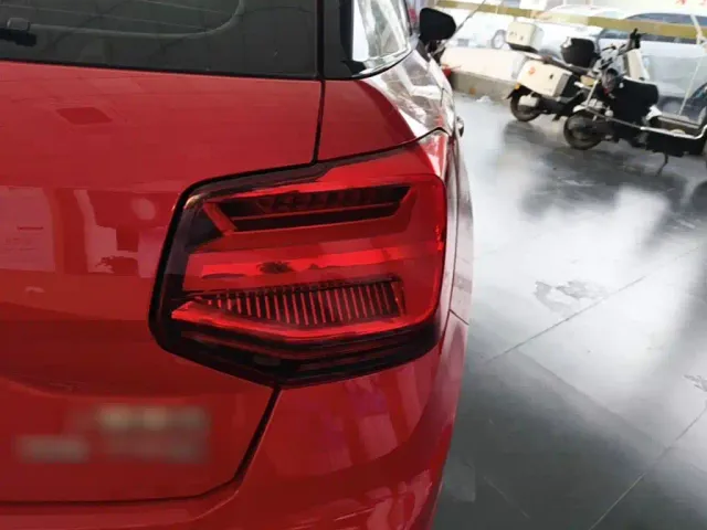Audi Q2L — Фото автомобиля 7