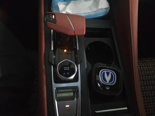 Changan CS75 Plus — Фото автомобиля 16