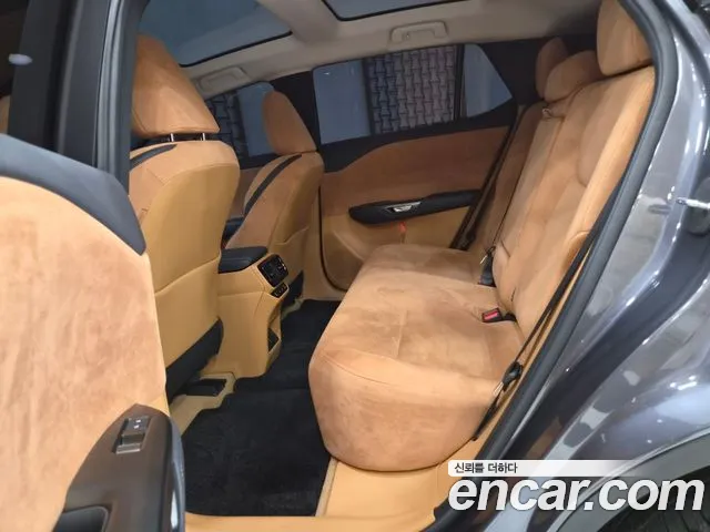 Lexus RZ RZ450e — Фото автомобиля 14