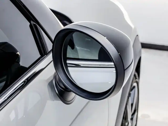 MINI Hatch — Фото автомобиля 24