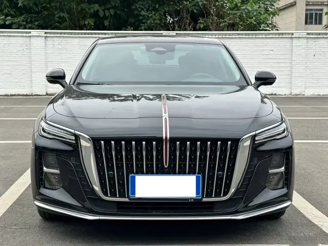 Hongqi H5 — Фото автомобиля 2