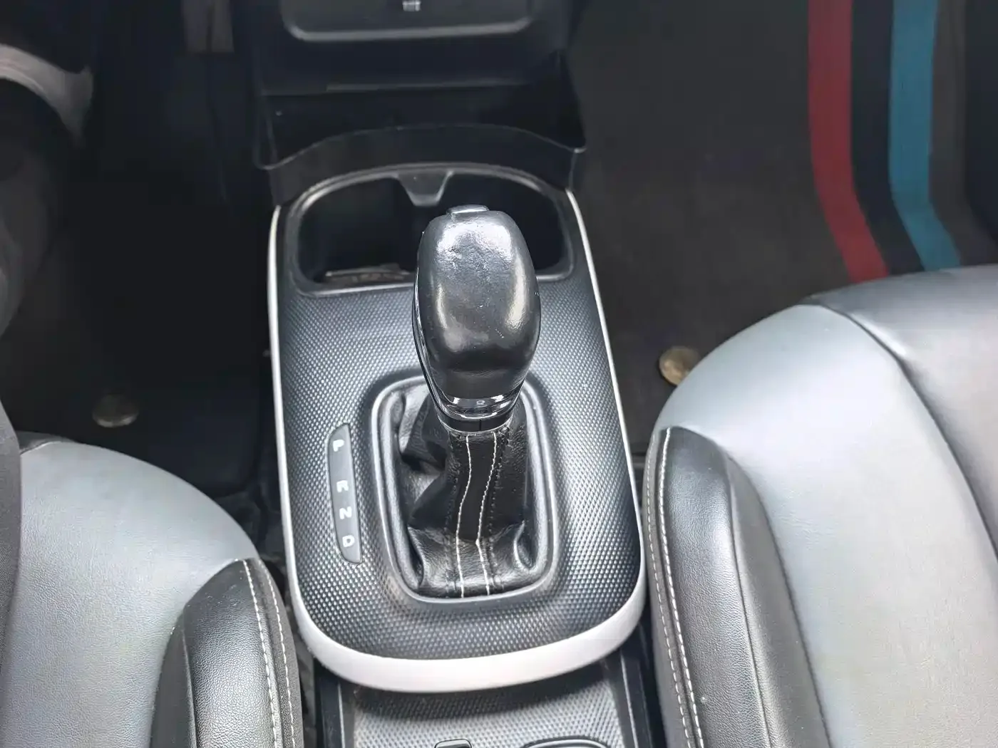 Roewe Kaiwei CLEVER 2021 302km Excellence Edition — Фото автомобиля 7