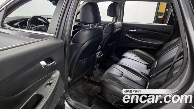 Hyundai Santafe Новый Santa Fe Дизель 2.2 4WD — Фото автомобиля 11