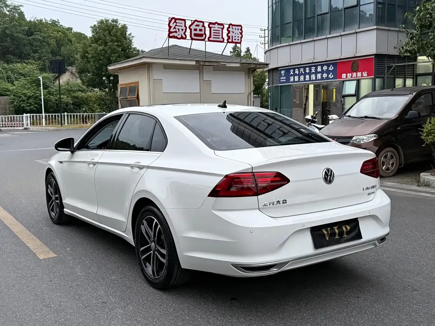 Volkswagen Lamando 2021 Facelift 280TSI DSG Comfort Edition — Фото автомобиля 6