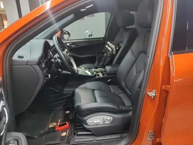 Porsche Macan — Фото автомобиля 14