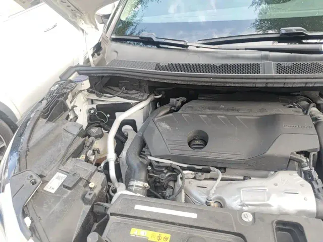Peugeot 5008 — Фото автомобиля 20