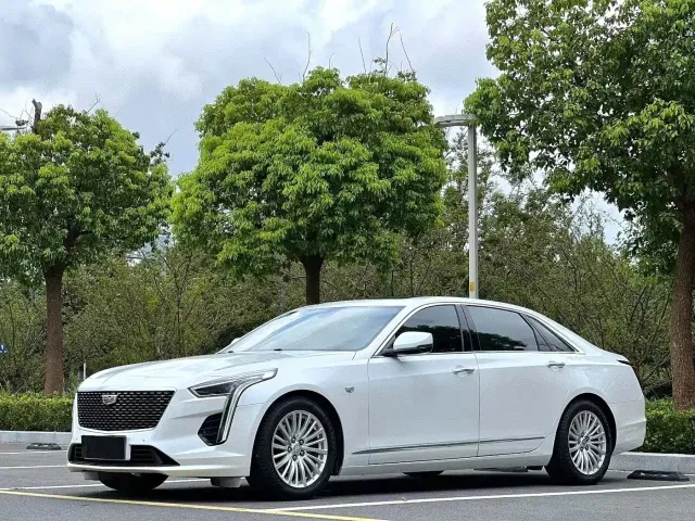 Фотография автомобиля — Cadillac CT6