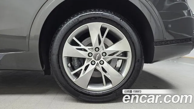Genesis GV70 — Фото автомобиля 6