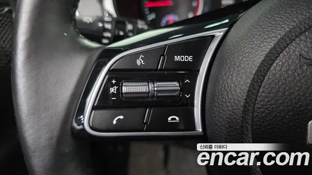Kia Seltos — Фото автомобиля 25