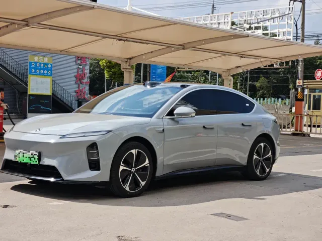 Nio ET5 — Фото автомобиля 3