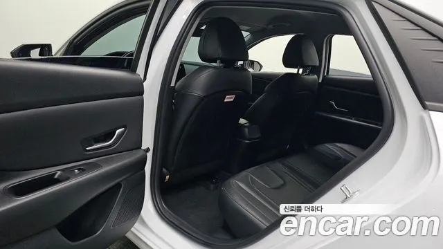 Hyundai AVANTE Modern — Фото автомобиля 11