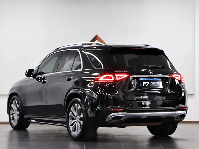 Mercedes-Benz GLE-Class — Фото автомобиля 4