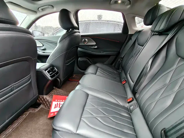 Chery Arrizo 8 — Фото автомобиля 10