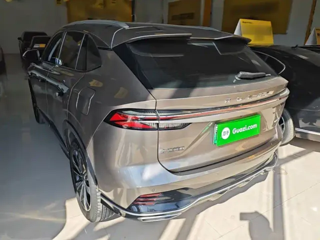 Roewe RX5 — Фото автомобиля 4