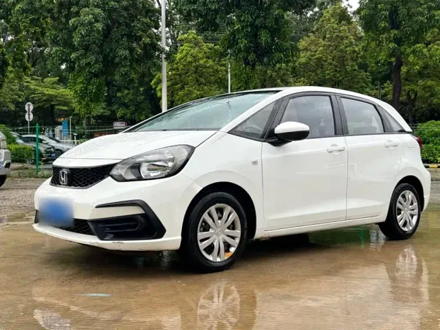 Фотография автомобиля — Honda Fit