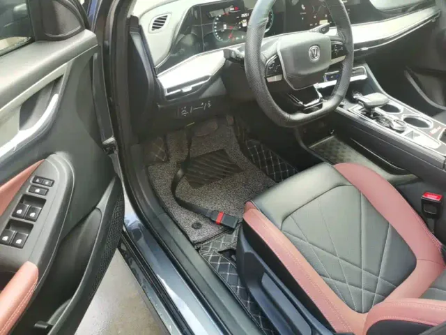 Changan Eado — Фото автомобиля 15