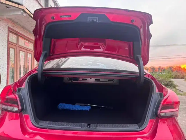 MG MG5 Scorpio 2022 1.5T Luxury Edition — Фото автомобиля 4