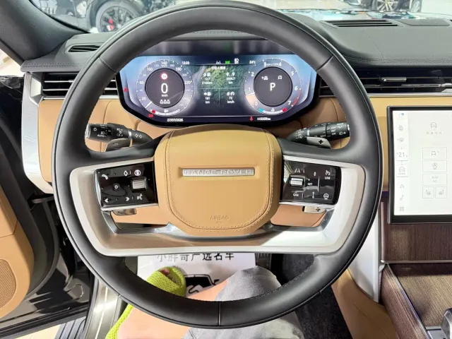 Land Rover Range Rover — Фото автомобиля 11