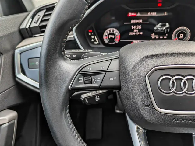 Audi Q3 — Фото автомобиля 11