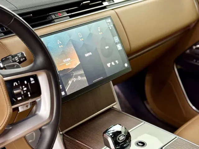Land Rover Range Rover — Фото автомобиля 11