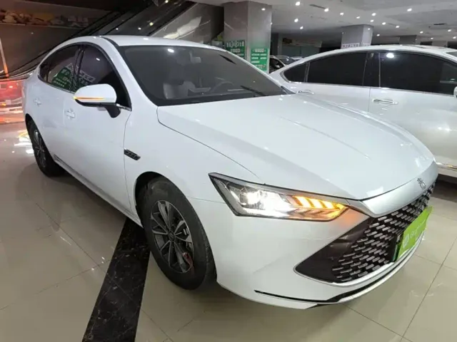 BYD Qin PLUS — Фото автомобиля 3