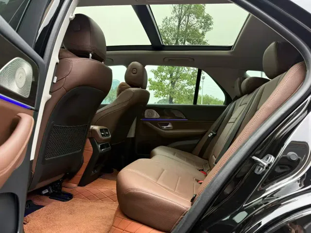 Mercedes-Benz GLE-Class — Фото автомобиля 7