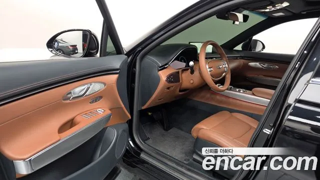 Genesis GV70 — Фото автомобиля 15