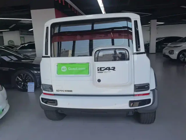 iCAR V23 — Фото автомобиля 5