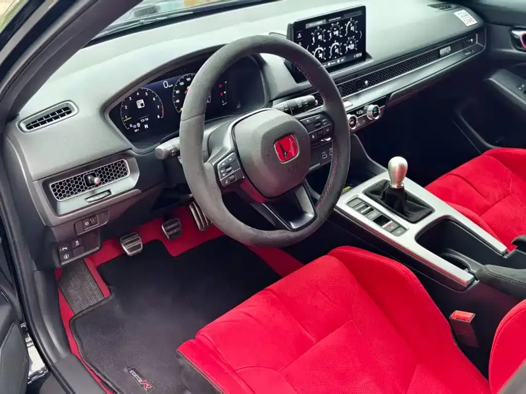 Honda Civic (Import) 2023 2.0T 420TURBO TYPE R — Фото автомобиля 9