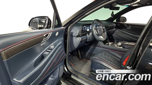 Genesis GV80 — Фото автомобиля 10