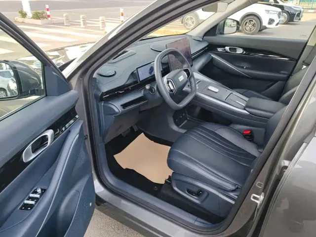 Geely Galaxy E5 — Фото автомобиля 15
