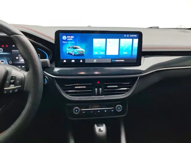 Ford Focus — Фото автомобиля 13