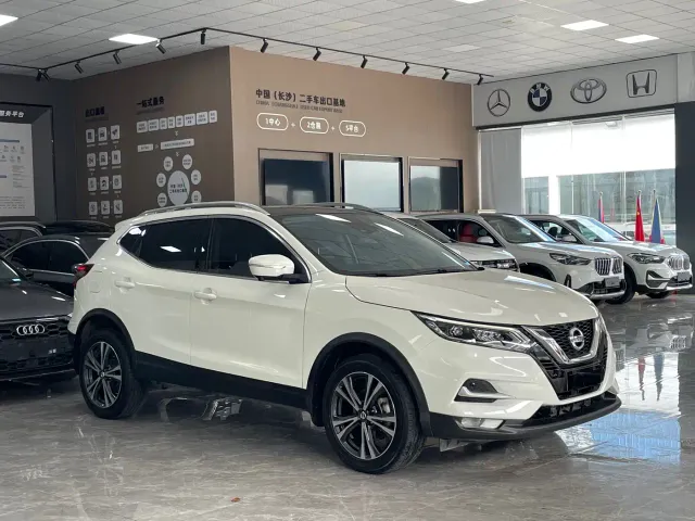 Nissan Qashqai — Фото автомобиля 3