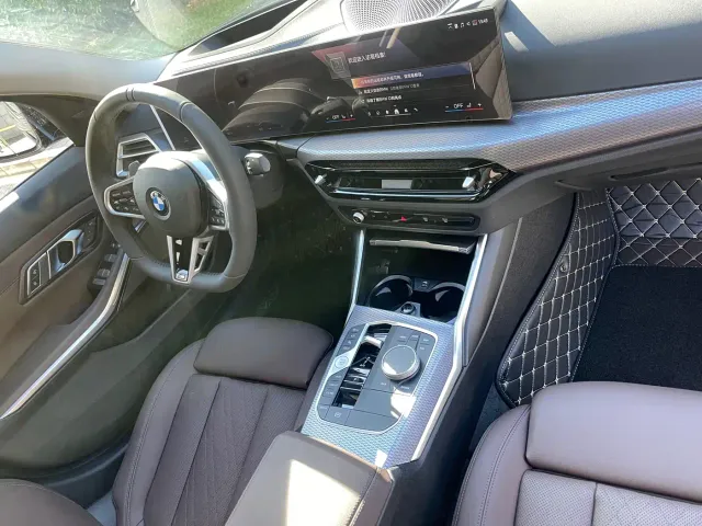 BMW 3 Series — Фото автомобиля 23