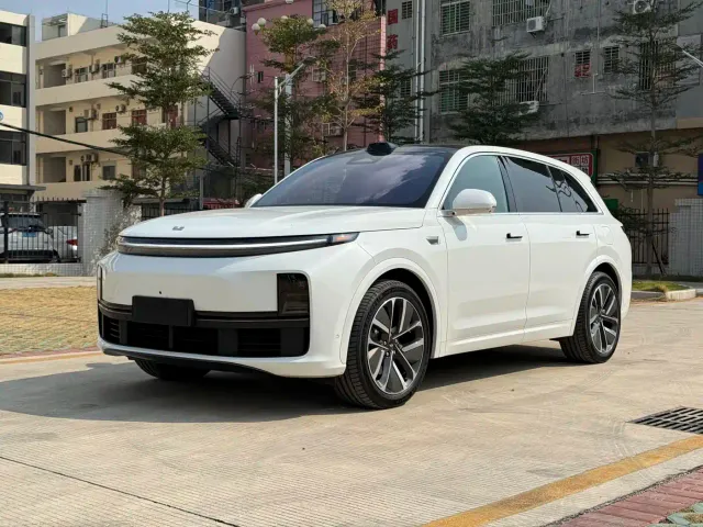 Фотография автомобиля — Li Auto L7