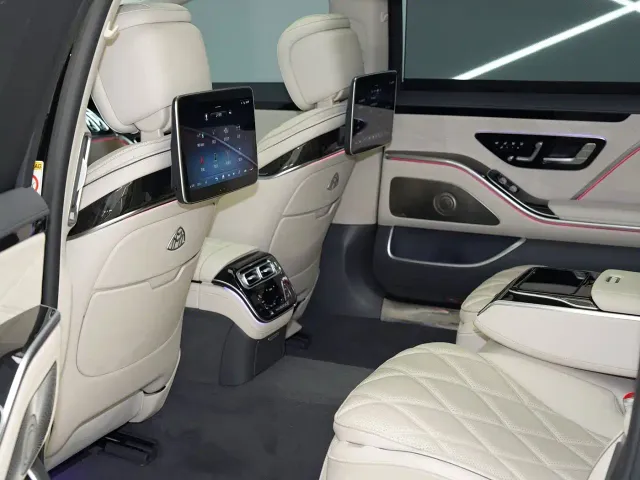 Mercedes-Benz Maybach S-Class — Фото автомобиля 18