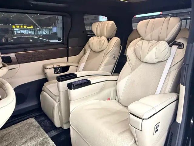Toyota Vellfire — Фото автомобиля 13