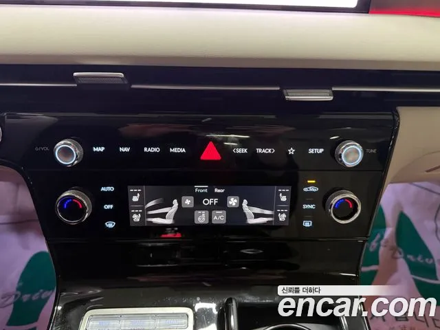 Genesis G80 Бензин 2.5 турбо AWD — Фото автомобиля 14