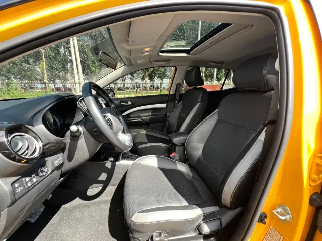 Kia KX1 — Фото автомобиля 7