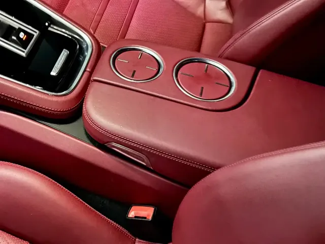 Porsche Panamera — Фото автомобиля 23