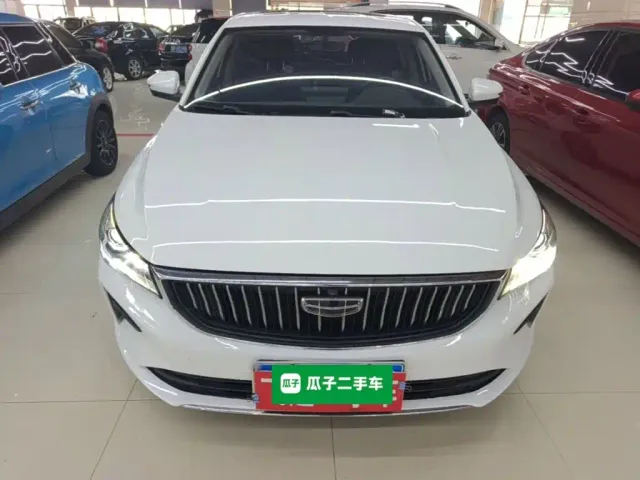 Geely Emgrand — Фото автомобиля 2
