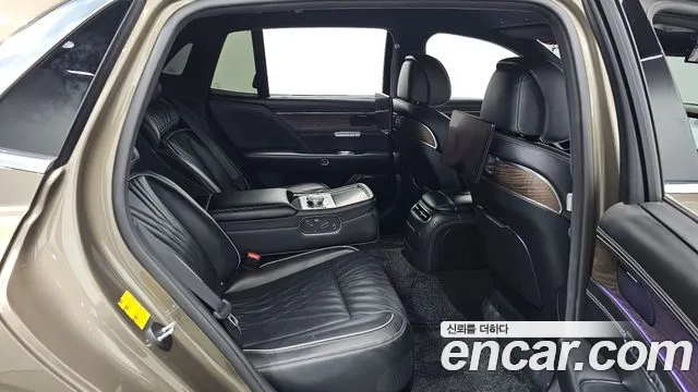 Genesis G90 RS4 — Фото автомобиля 17