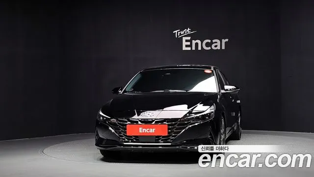 Hyundai Avante — Фото автомобиля 3