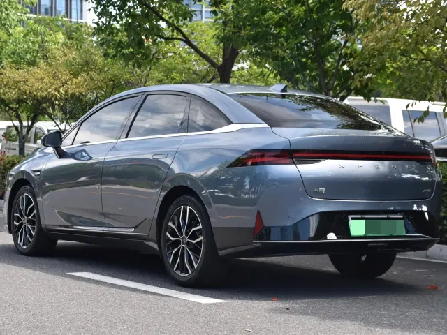 Xpeng P5 — Фото автомобиля 3