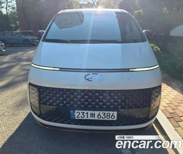 Hyundai Staria — Фото автомобиля 3
