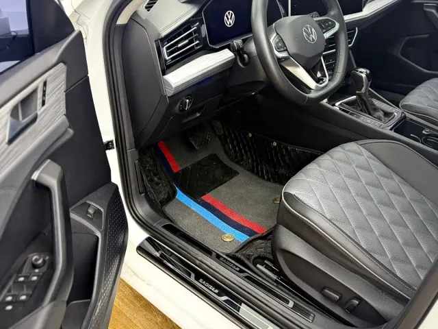 Volkswagen Sagitar — Фото автомобиля 8