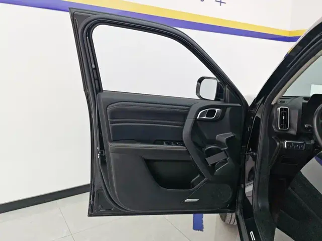Haval Big Dog — Фото автомобиля 7