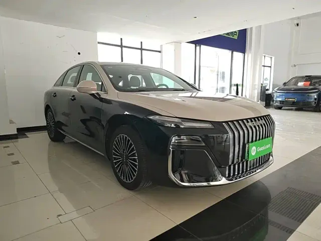 Roewe M7 DMH — Фото автомобиля 3